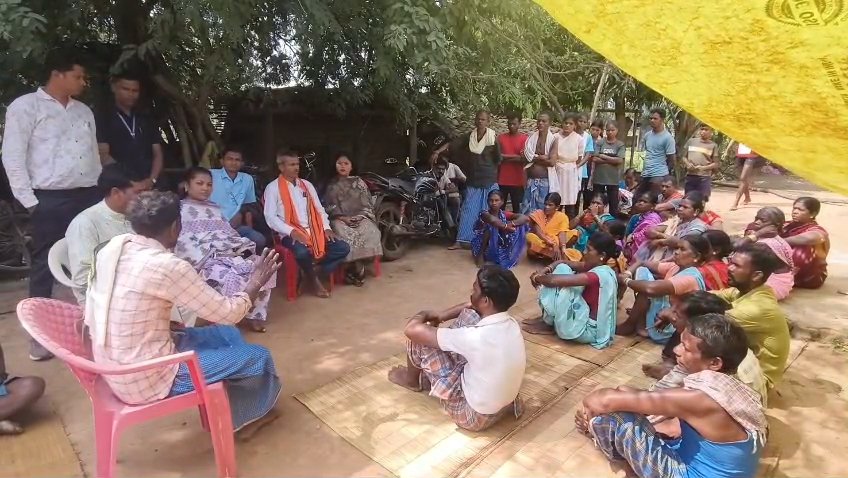 आदिवासी कन्या आश्रम काटागाँव की नाबालिक छात्रा की संदिग्ध मौत पर जिला पंचायत अध्यक्ष ने जताई संवेदना, दिए सख्त जांच के निर्देश