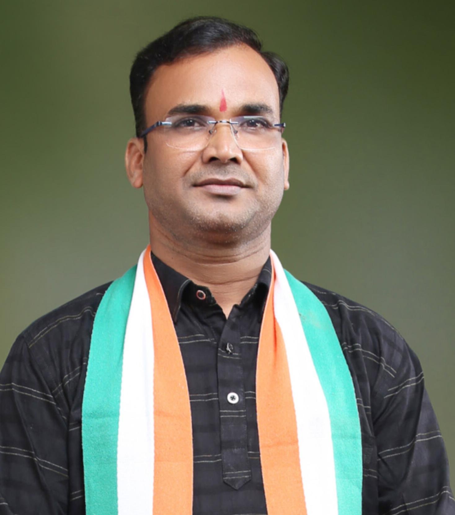 गैस की किल्लत और बढ़ती कीमतों से जनता परेशान,भाजपा सरकार नाकाम: चुम्मन साहू