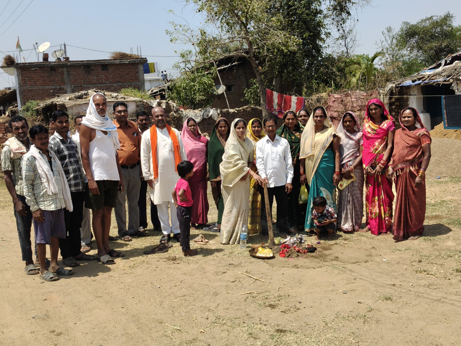 ग्राम पंचायत शिकारीमाहका में विकास की उड़ान 14 लाख रुपए के विकास कार्यों का भूमिपूजन*