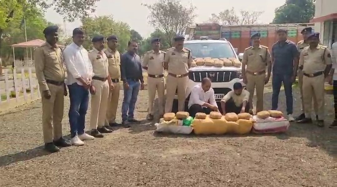 11लाख रुपए कीमती 74किलो ग्राम अवैध मादक पदार्थ गांजा की तस्करी करते 2आरोपी गिरफ्तार 