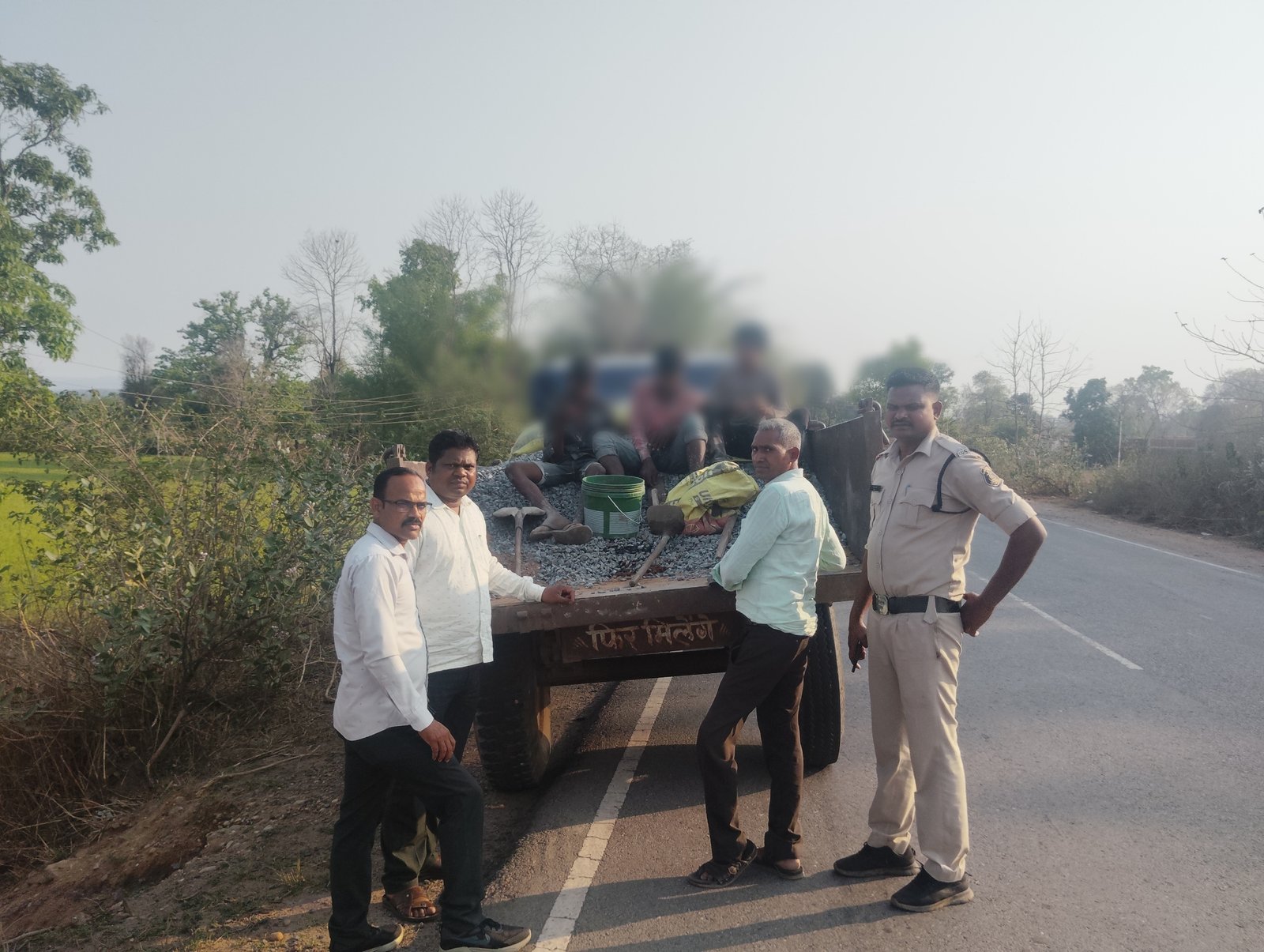 खबर का असर। बाल मजदूरी की खबर छपते ही आधे घंटे में पहुंची टीम