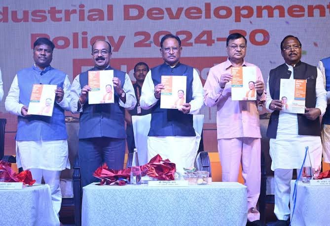 छत्तीसगढ़ की जनता को बड़ी सौगात: 10 नई योजनाएं और राजस्व विभाग में ऐतिहासिक बदलाव