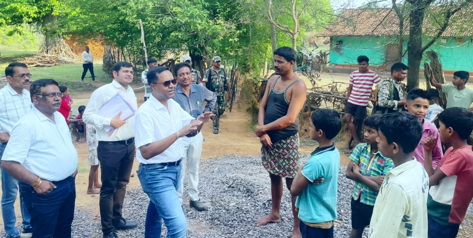 कभी लाल आतंक से कांपता था बस्तर, अब खेतों में बहेगी खुशहाली की धार जल संसाधन विभाग के सचिव ने सुदूर मर्दापाल क्षेत्र का किया निरीक्षण, किसानों से की सीधी बातचीत