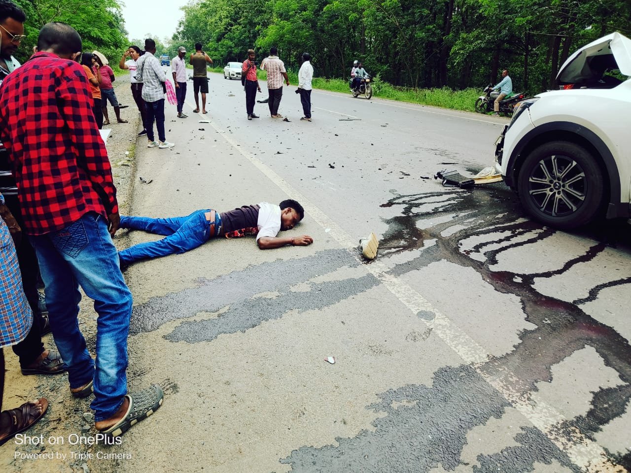 कोण्डागांव में भीषण सड़क हादसा, बाइक सवार युवक की मौके पर मौत