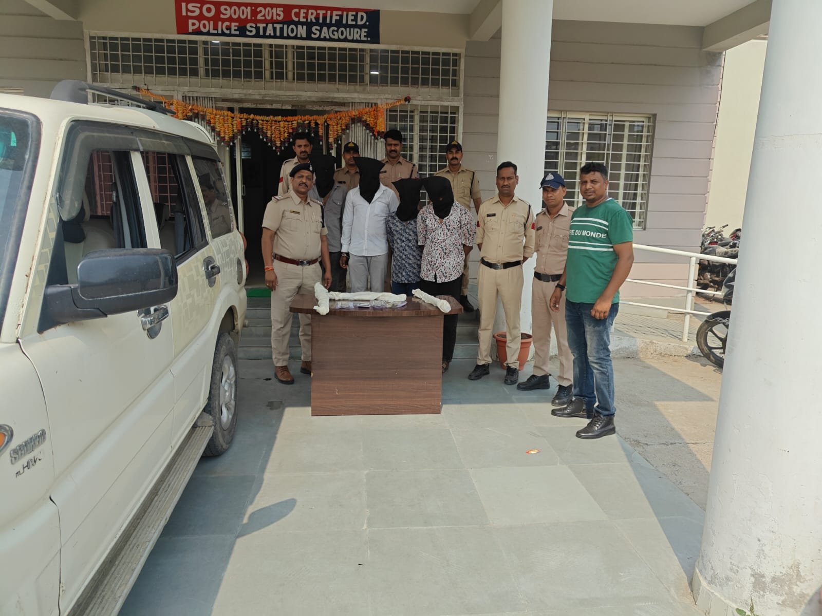 ढाबे पर लूट एवं मारपीट करने वाले आरोपियों को किया गिरफ्तार। 