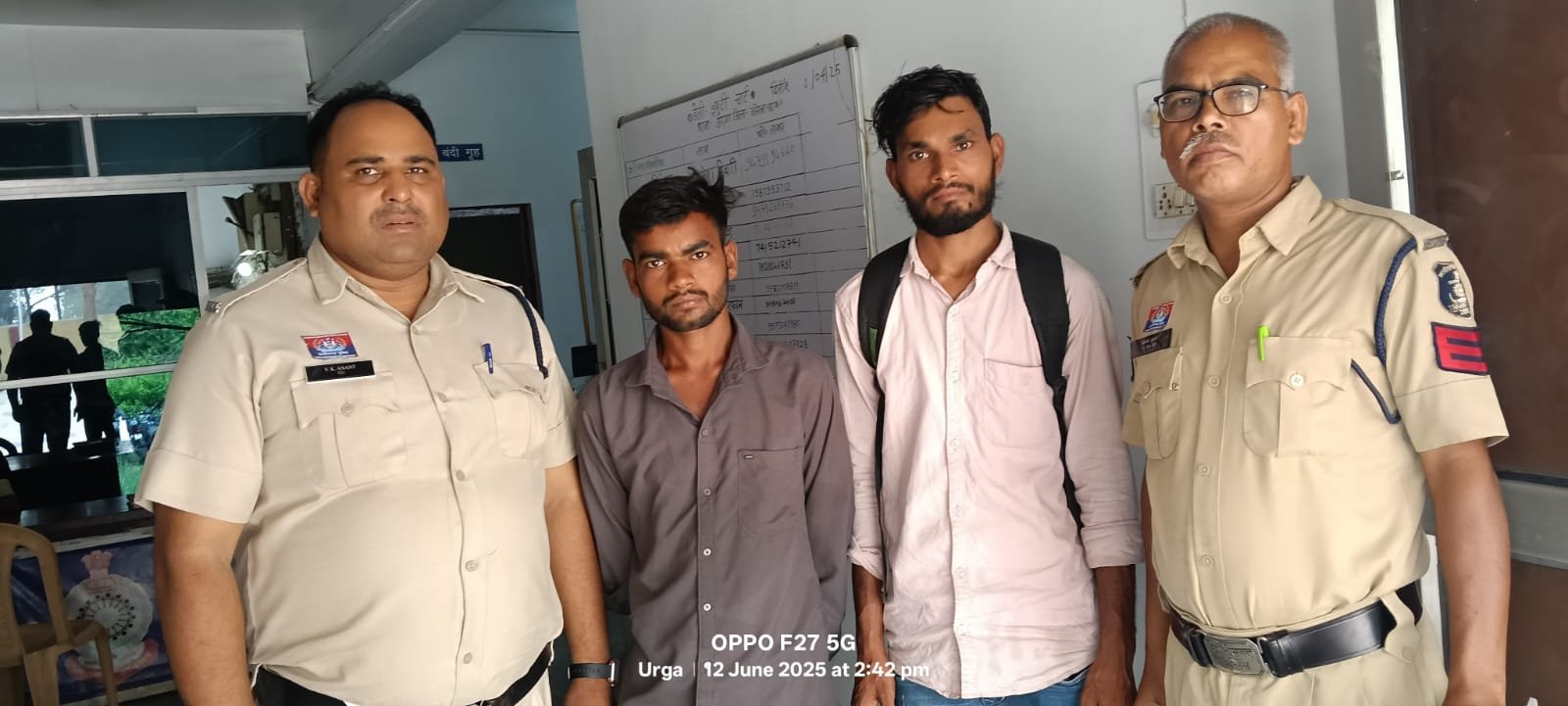 कोरबा पुलिस की सख्त कार्यवाही: महिलाओं पर अश्लील टिप्णी करने वाले बाइक सवार दो युवक गिरफ्तार, मोटरसाइकिल जब्त