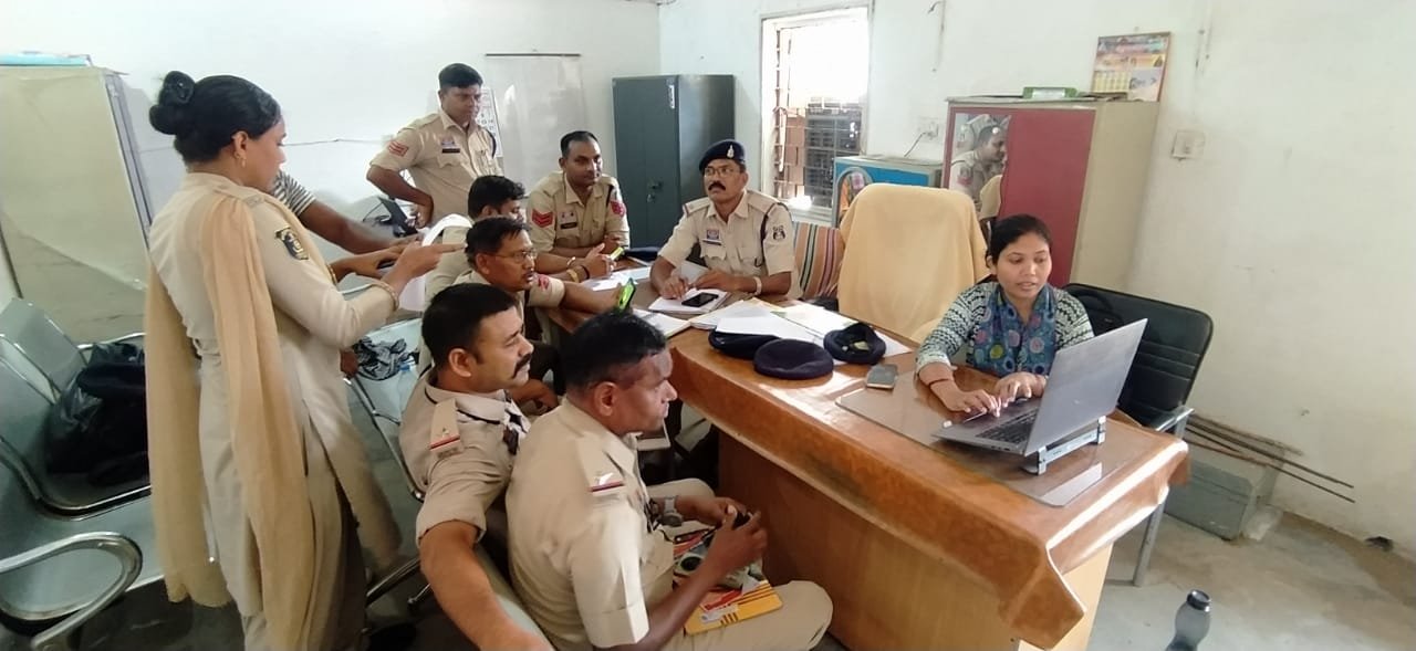 जांजगीर-चांपा में सड़क दुर्घटना पीड़ितों को शीघ्र मुआवजा दिलाने पुलिस का सराहनीय कदम: विवेचकों और CCTNS ऑपरेटरों को दिया जा रहा iRAD/e-DAR प्रशिक्षण