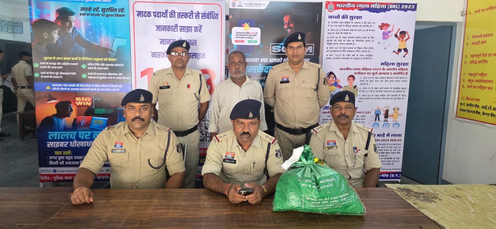 अवैध शराब तस्करी में चढ़ा आरोपी पुलिस के हत्थे, 40 पाव देसी शराब बरामद