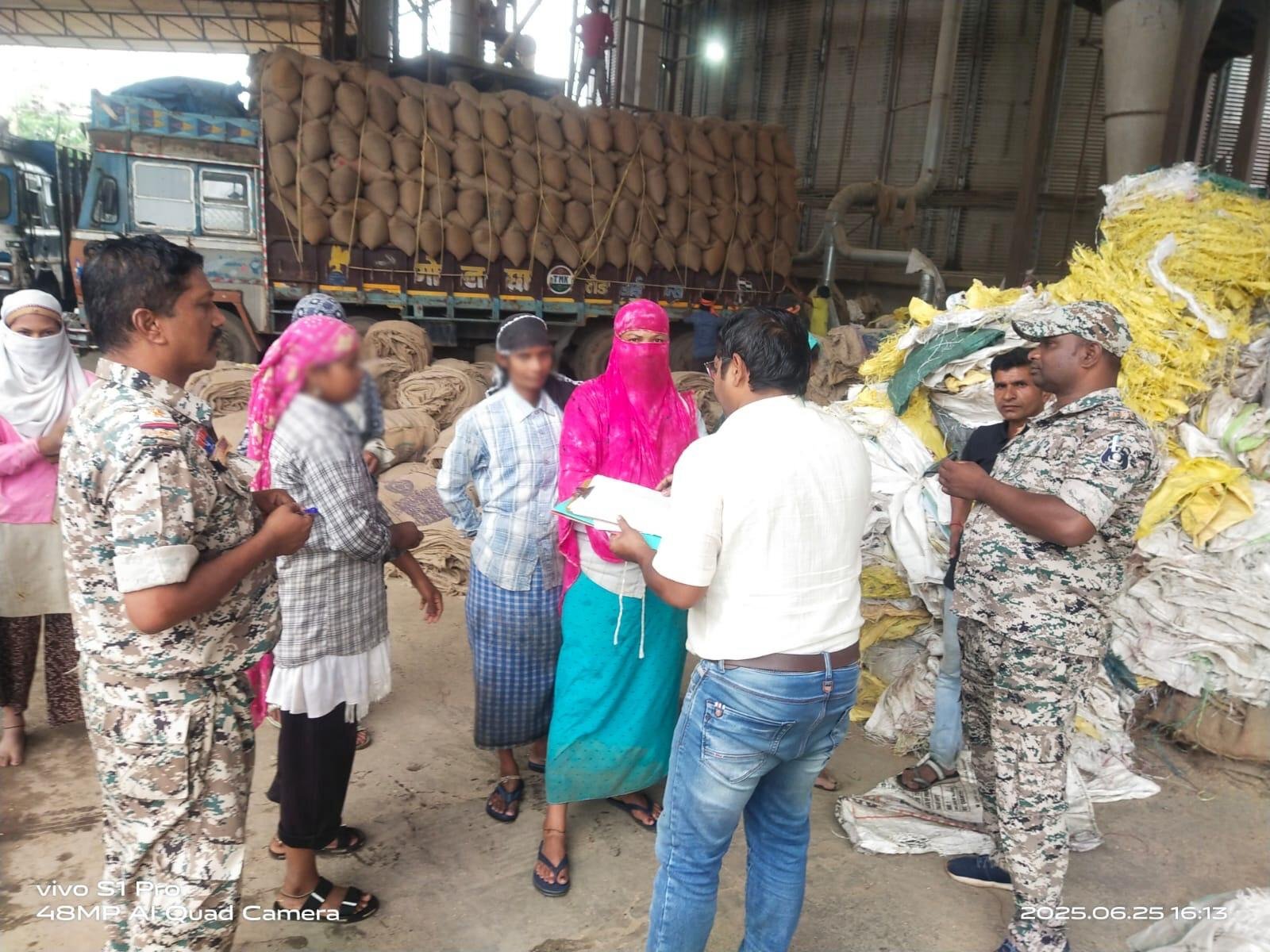 माजीसा राइस मिल से 05 नाबालिक बालिकाएं रेस्क्यू, कलेक्टर के निर्देश पर श्रम विभाग एवं बाल संरक्षण इकाई की संयुक्त छापामार कार्यवाही