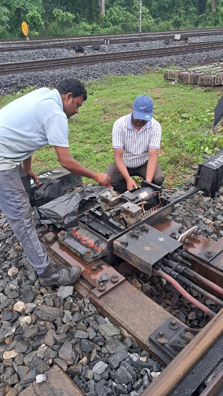 सिग्नल व दूरसंचार विभाग की सतर्क पहल से दक्षिण पूर्व मध्य रेलवे पूरी तरह तैयार