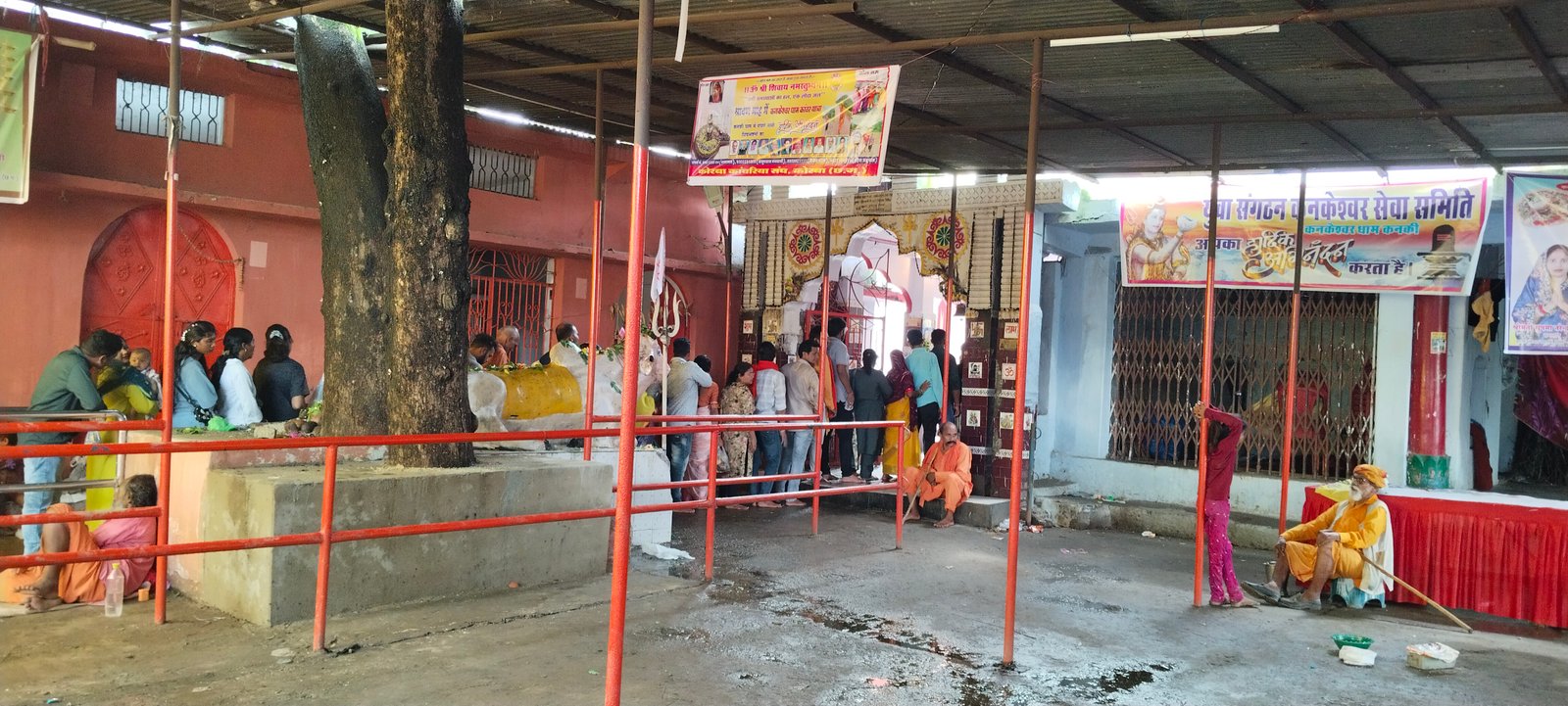 श्रद्धा, प्रकृति और लापरवाही का संगम: कनकी धाम में उमड़ी भीड़ सुविधाओं की कमी बनी चुनौती