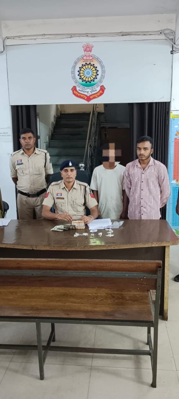सिरगिट्टी पुलिस की कार्रवाई नाबालिग चोर और व्यवसायी गिरफ्तार, सोना-चांदी और नकद बरामद