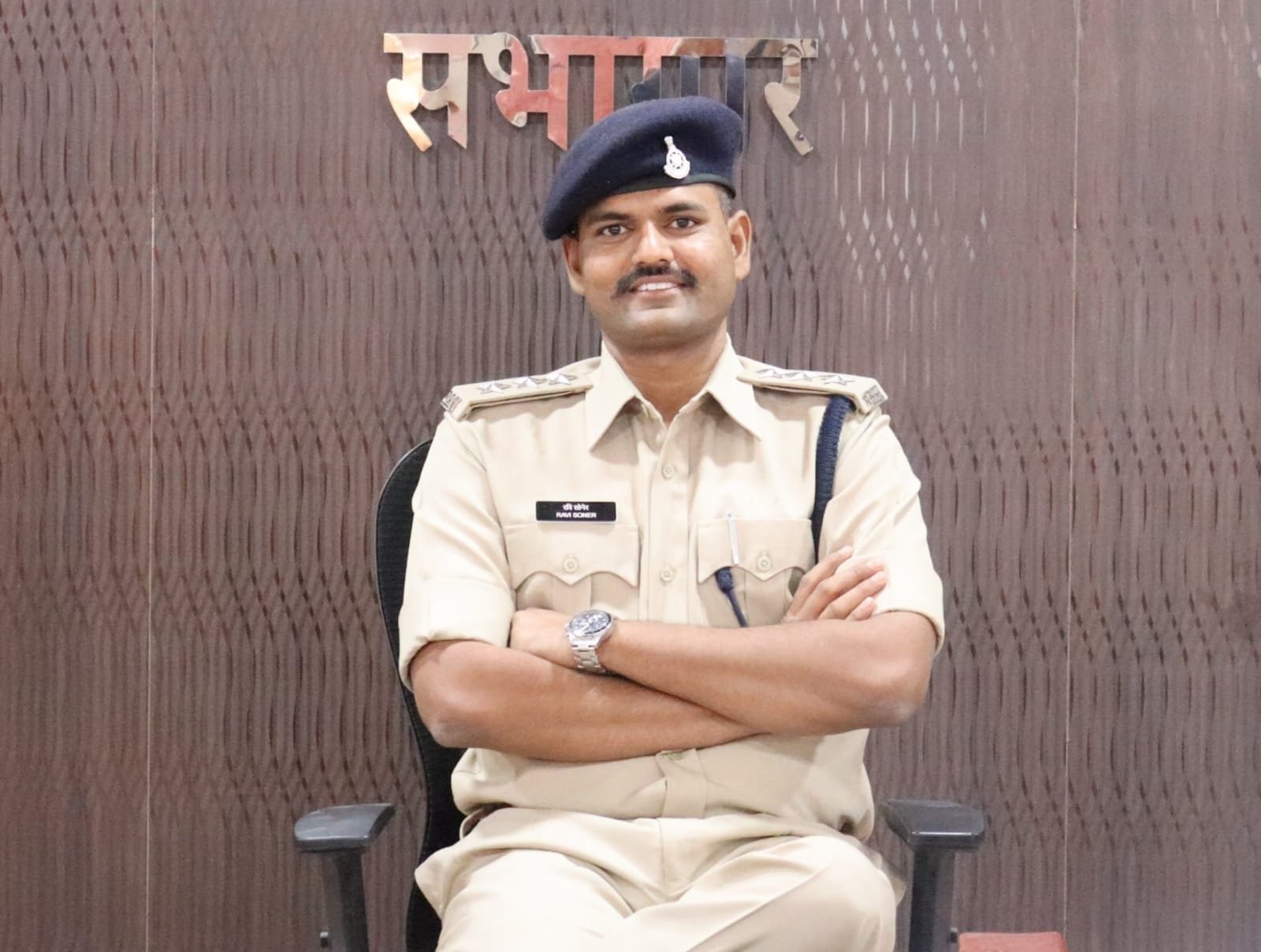 नगर पुलिस अधीक्षक से विशेष चर्चा अपराधों पर लगेगा तुरंत अंकुश।नगर मै सौ स्थानों पर लगेंगे तीसरी आंख।