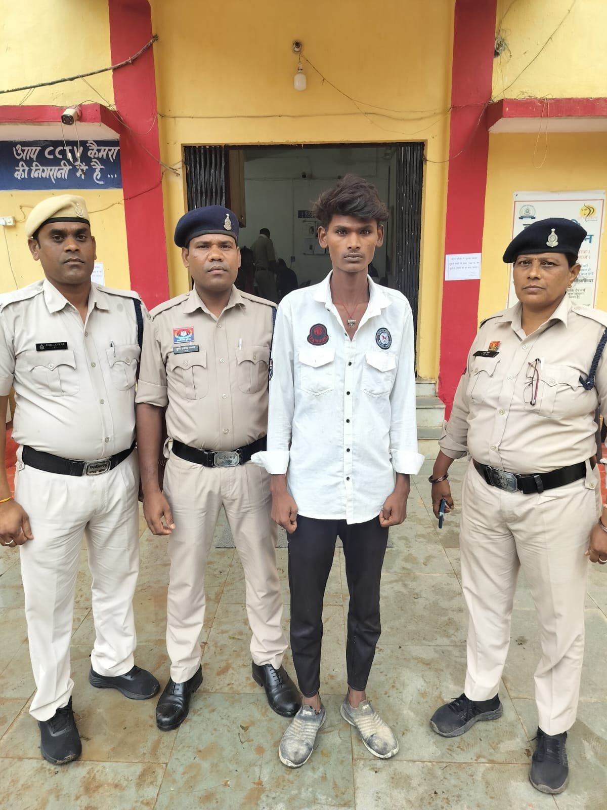 नाबालिक बालिका को शादी का झांसा देकर बहला फुसलाकर भगा ले जाकर अनाचार करने वाला आरोपी गिरफ्तार...