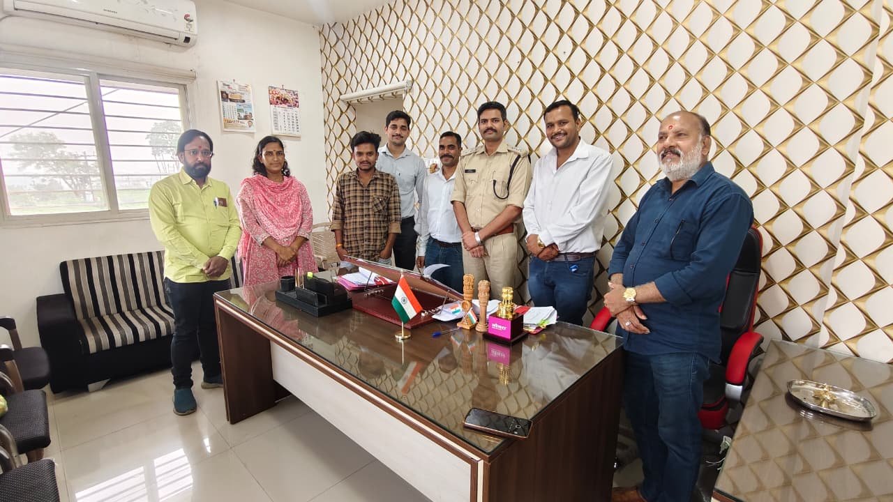 बढ़ते अपराध की घटनाओं पर  पत्रकारों ने की सीएसपी से मुलाकात