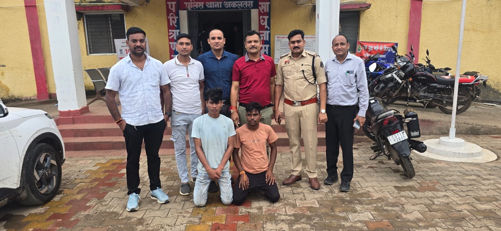 चाकू से हमला कर मौत के घाट उतारने वाले 02 आरोपी चंद घंटे में गिरफ्तार