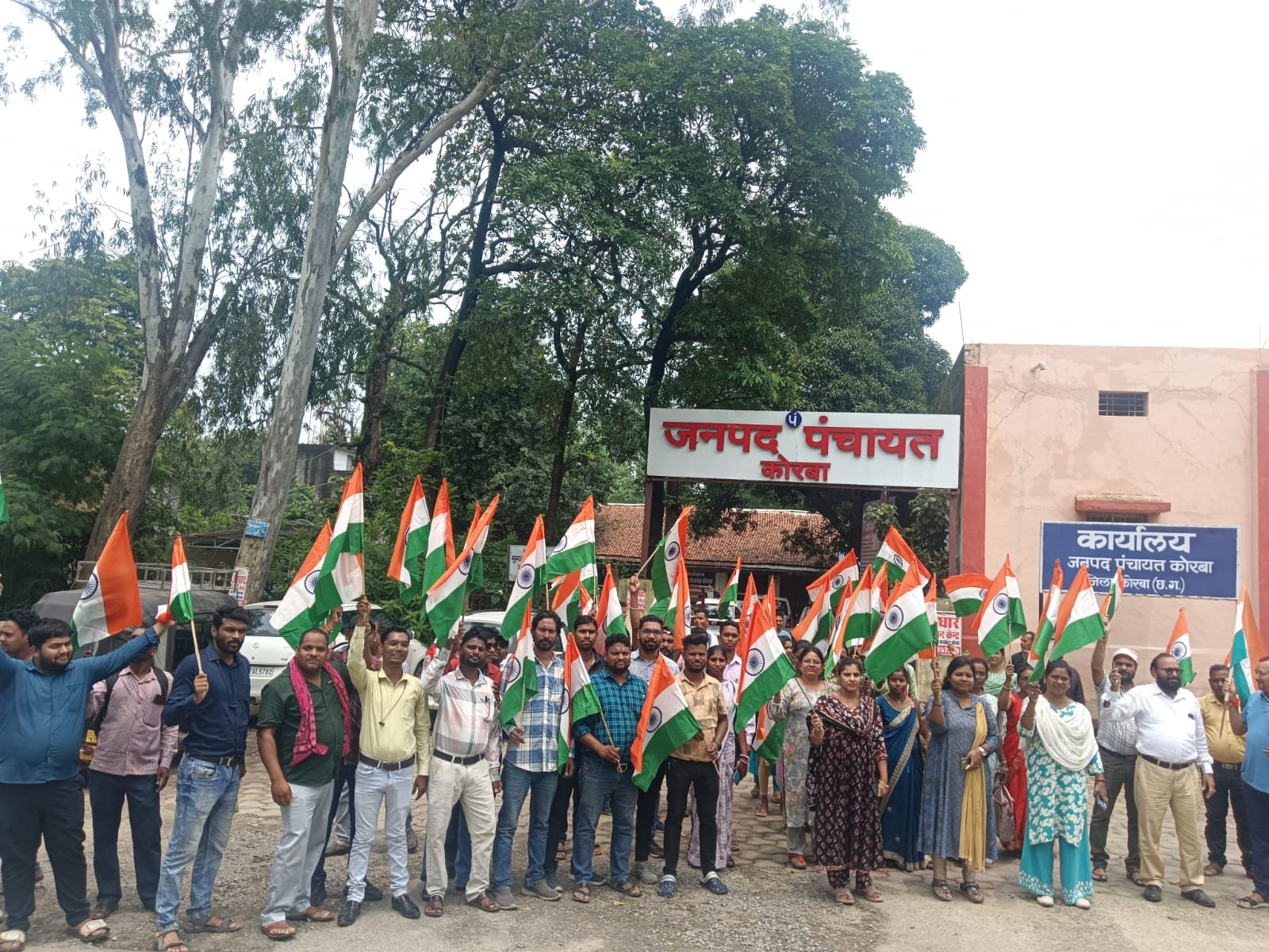 कोरबा में तिरंगा रैली से गूंजे देशभक्ति और स्वच्छता के नारे — नशामुक्त भारत का भी लिया संकल्प