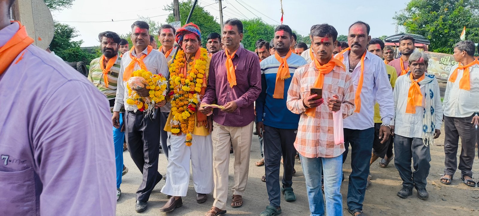 अरनोद से सांवरिया सेठ दूसरी पैदल यात्रा रवाना   120 किलोमीटर पैदल करेंगे यात्रा 