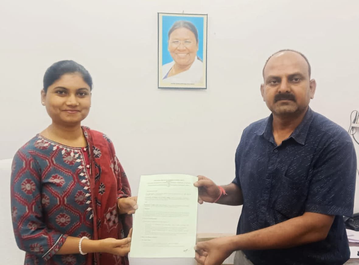 खेल एवं युवा कल्याण विभाग और शासकीय गुंडाधुर स्नातकोत्तर महाविद्यालय, कोण्डागांव के मध्य एम.ओ.यू. संपादित