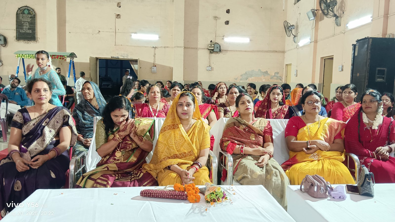 साहु समाज के द्वारा आयोजित तीज महोत्सव व सम्मान समारोह में मुख्य अतिथि के रुप में शामिल हुए बांकीमोंगरा पालिका अध्यक्ष श्रीमती सोनी कुमारी झा।