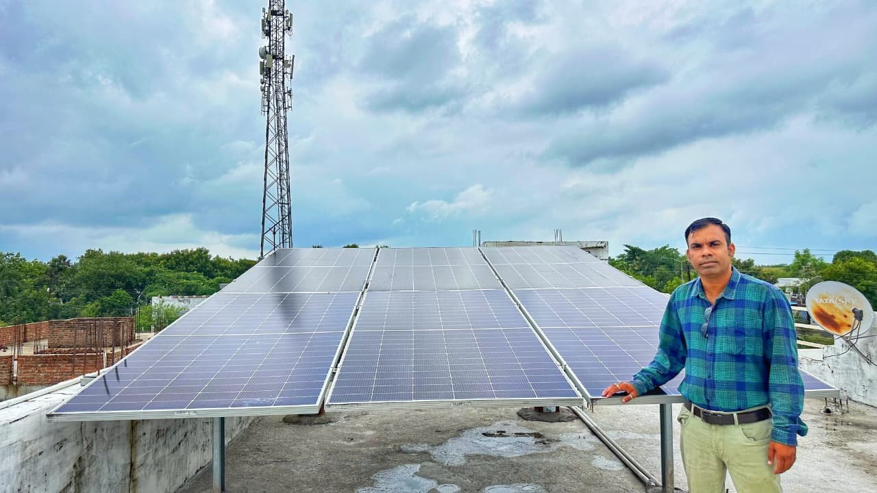 प्रधानमंत्री सूर्यघर मुफ्त बिजली योजना से योगेंद्र सिंह साहू का घर हो रहा रोशन, मिली राहत शून्य हुआ बिजली बिल