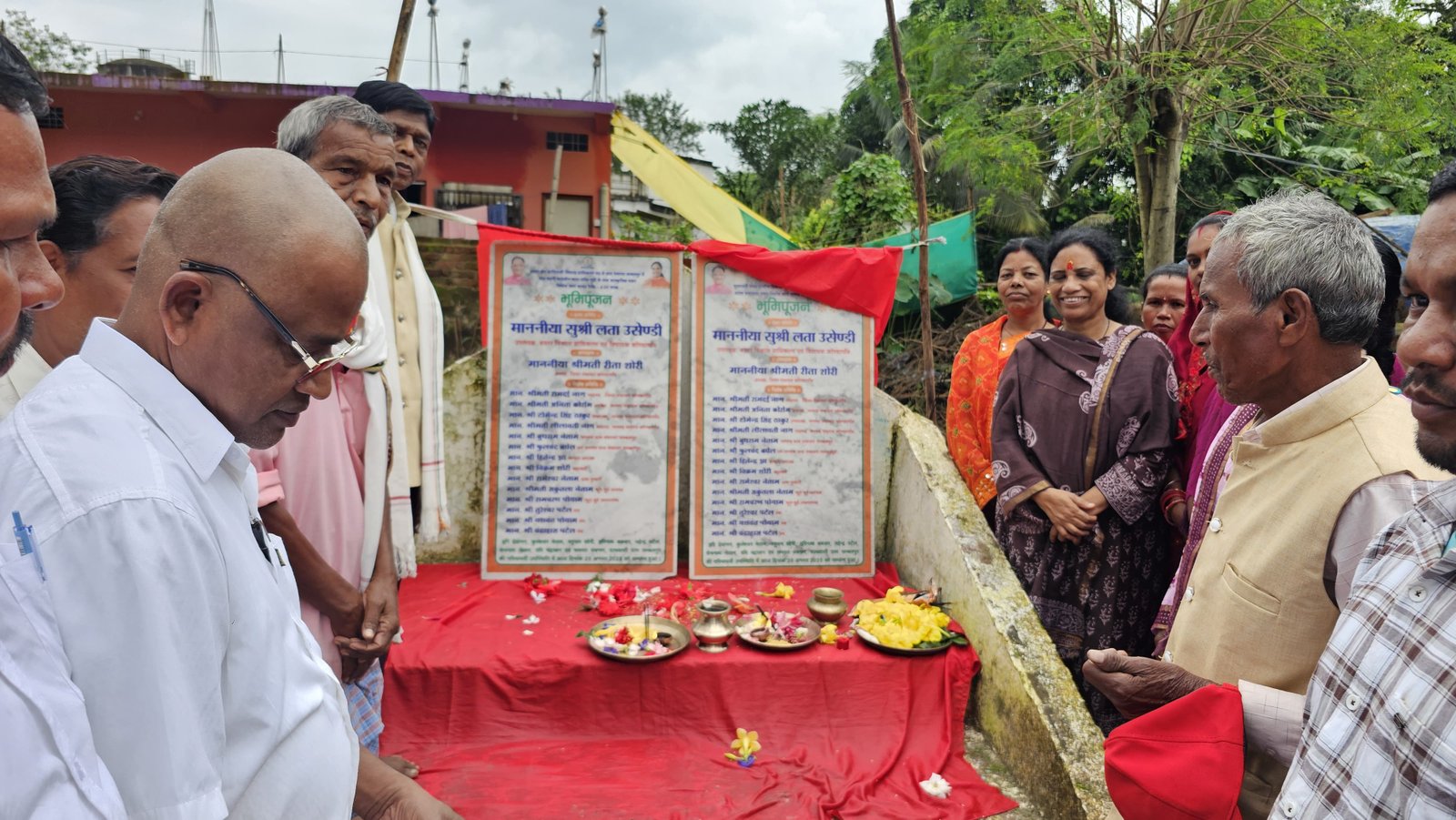 कोंडागांव विधायक लता उसेंडी ने किए करोड़ों के विकास कार्यों का लोकार्पण व भूमिपूजन  430.81 लाख के कार्यों से बड़ेबेंदरी को मिली सौगात, संबलपुर को भी 23.38 लाख की विकास योजनाएं