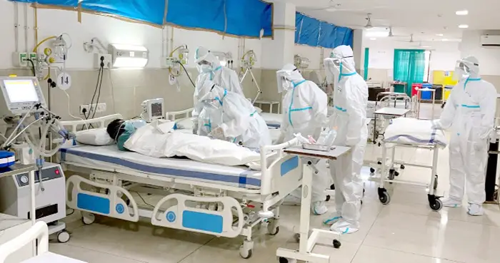 इन्फ्लूएंजा से लड़ने पीपीई किट पहन किया गया मॉक ड्रिल