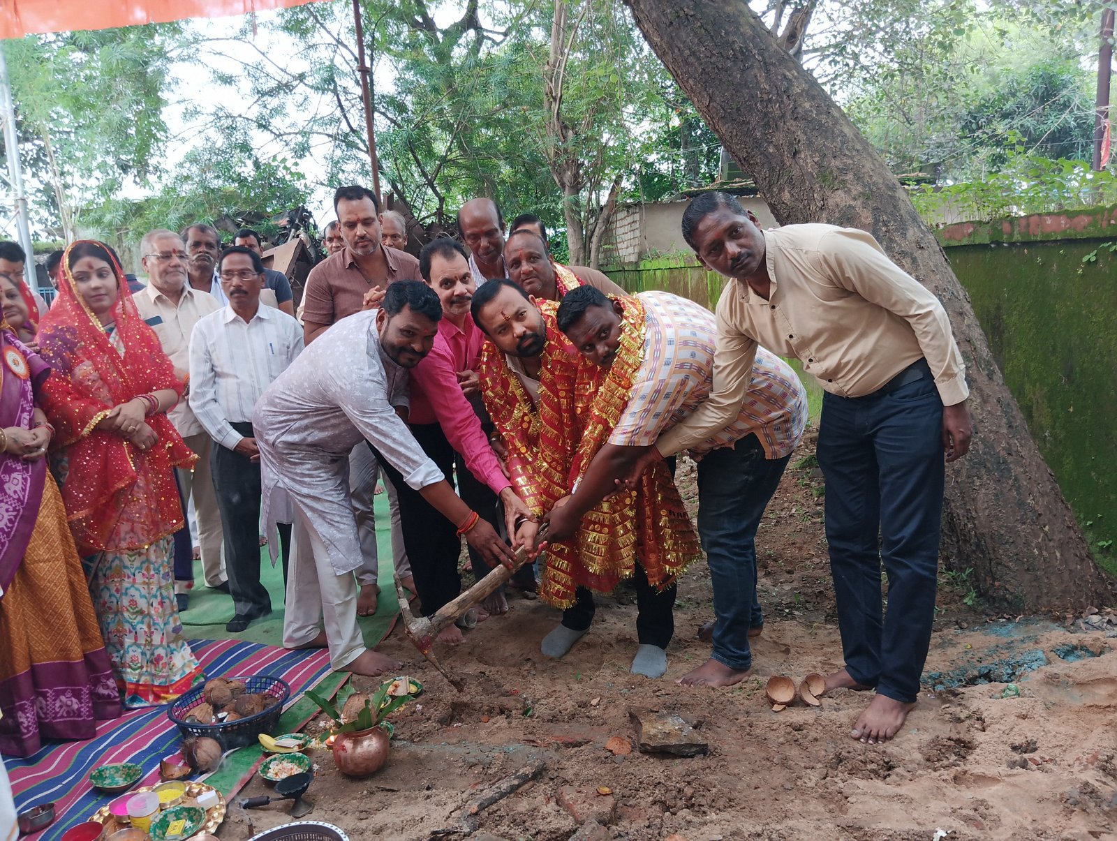 Anp मां सिद्धिदात्री मंदिर प्रांगण में भंडार कक्ष का हुआ भूमि पूजन