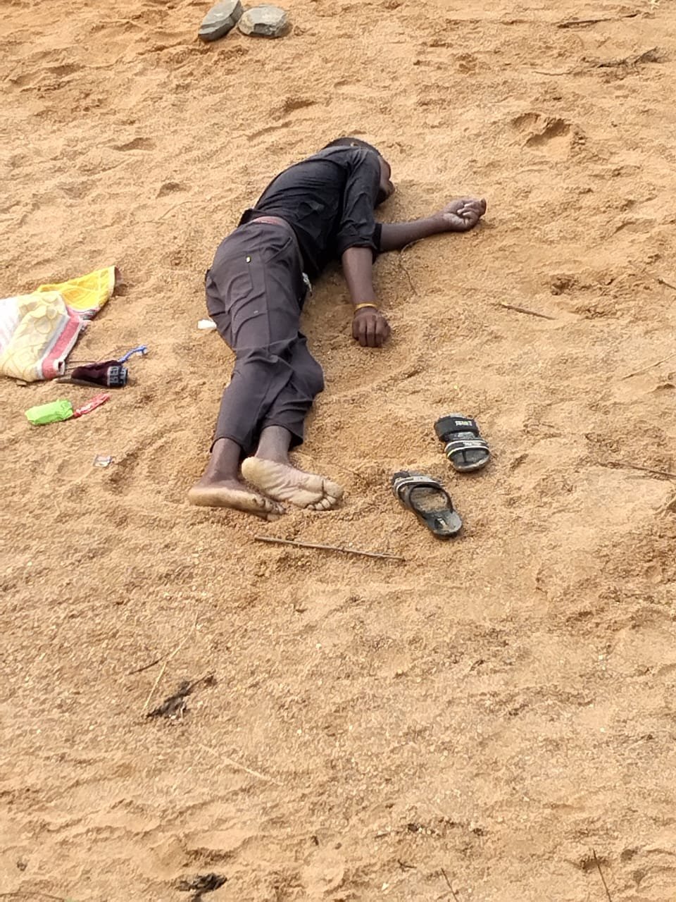 देवलापाठ मैनपारा के पास मिली लाश, क्षेत्र में सनसनी