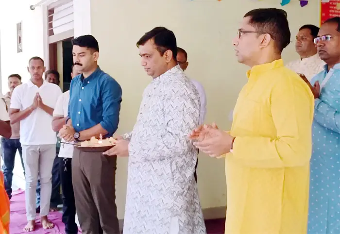 विजयदशमी पर रायगढ़ पुलिस लाइन में शस्त्र पूजन