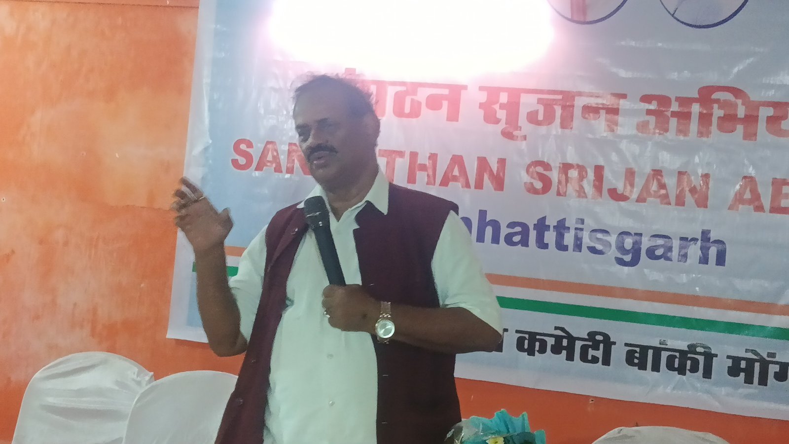 चुनाव हुआ सम्पन्न 10 वे ब्लॉक बाँकी मोंगरा पंहुचे कांग्रेस के राष्ट्रीय उपाध्यक्ष डॉ खुटिया