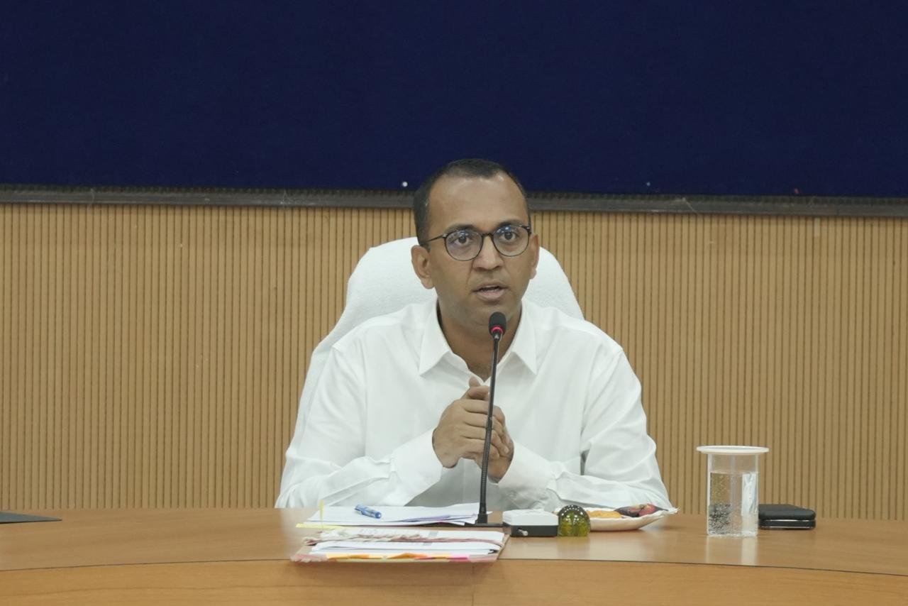 भूमि को शासन के मद में वापस दर्ज कर किया गया अभिलेख दुरूस्ती, दोषियों के विरूद्ध की जा रही कानूनी कार्यवाही