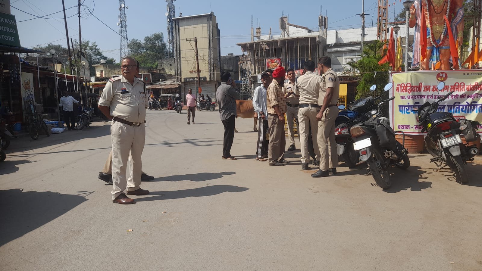 बिना नंबर की गाड़ियों पर ताबड़ तोड़ कार्यवाही थाना बांकी मोंगरा