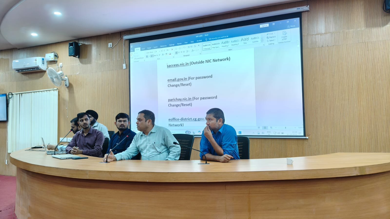 प्रशासनिक कार्यों में गति और पारदर्शिता हेतु कोरबा में ई-ऑफिस कार्यप्रणाली का प्रशिक्षण आयोजित