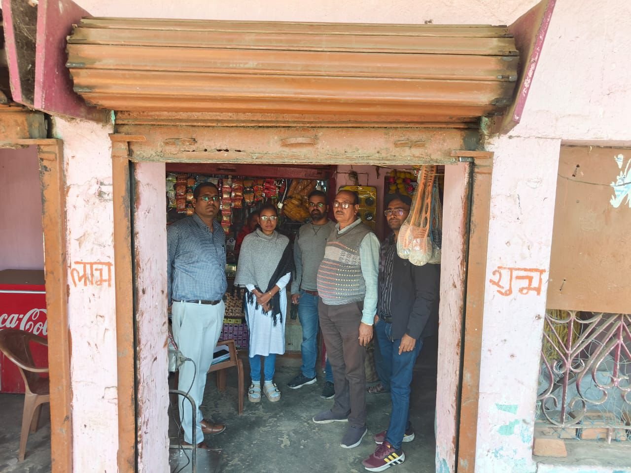 कलेक्टर जन्मेजय महोबे के निर्देशन में अवैध धान भंडारण पर कार्रवाई