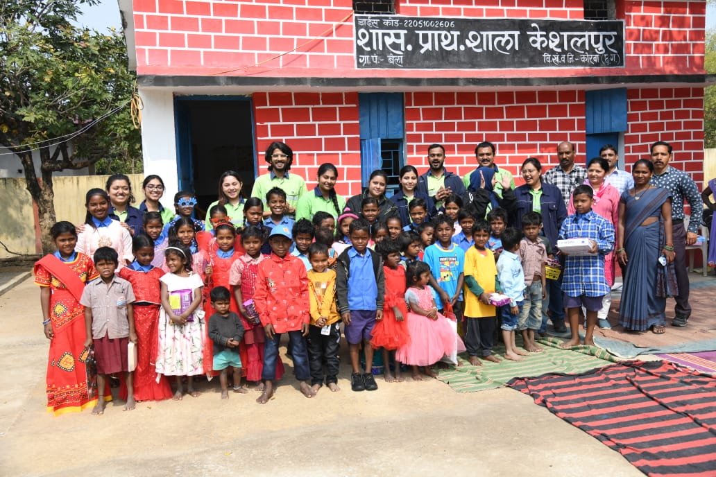 वेदांता एल्युमिनियम की अनोखी सामाजिक पहल: 4,000 घंटे की सेवा, लाखों जीवन में खुशियों की रोशनी