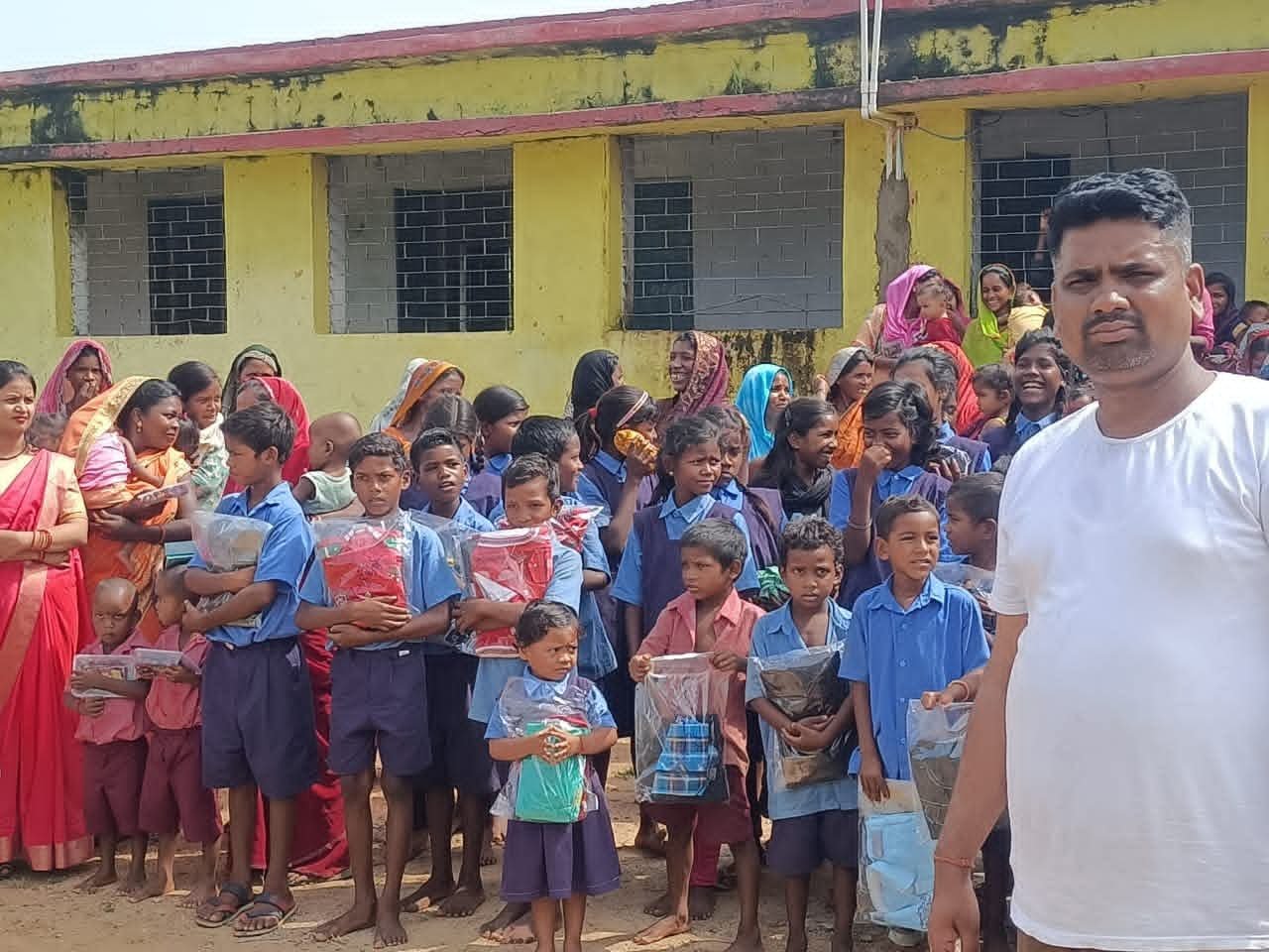 समाजसेवा को बनाया कैरियर, जनार्दन श्रीवास की प्रेरणादायक पहल