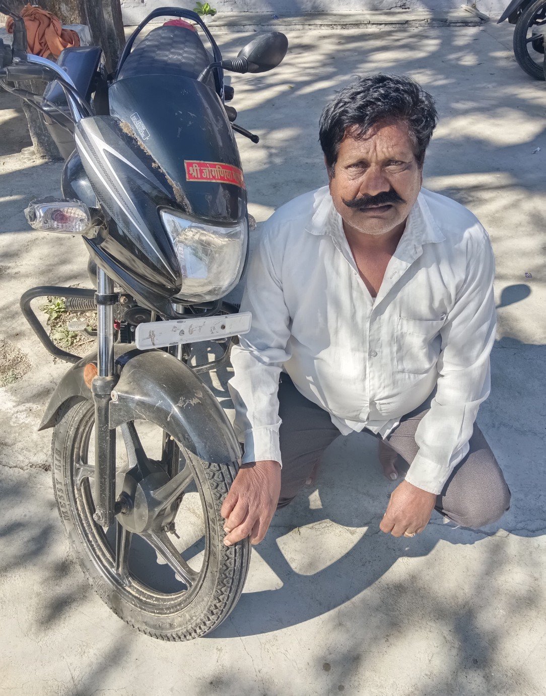 ऑपरेशन चक्रव्यूह के तहत थाना सालमगढ़ की बड़ी कार्रवाई  130 ग्राम अफीम जब्त, एक आरोपी गिरफ्तार परिवहन में प्रयुक्त मोटरसाइकिल भी जब्त