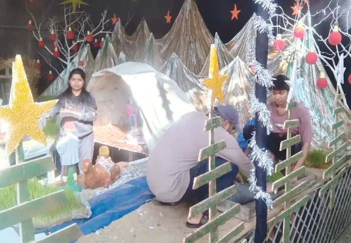 रायगढ़ में श्रद्धा और उल्लास के साथ मनाया गया क्रिसमस पर्व, गिरजाघरों में आधी रात को केक काटकर मनाया प्रभु यीशु का जन्मोत्सव