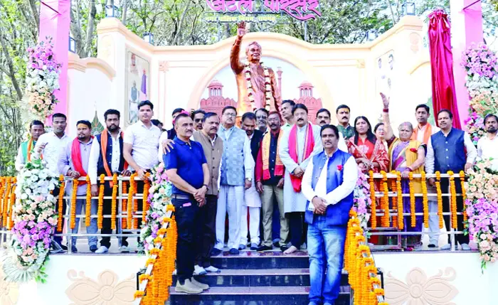 रायगढ़ में 50 लाख की लागत से बने अटल परिसर का लोकार्पण  मुख्यमंत्री विष्णुदेव साय ने वर्चुअल माध्यम से किया शुभारंभ