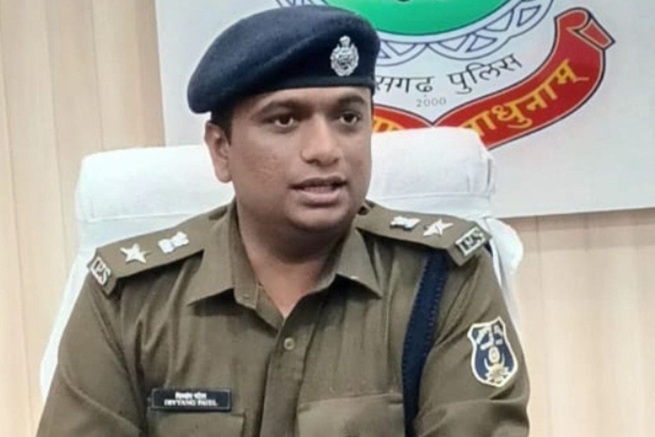 रायगढ़ पुलिस अलर्ट मोड पर, नववर्ष को लेकर सख्त सुरक्षा व्यवस्था  नववर्ष पर उल्लास के साथ सख्ती भी