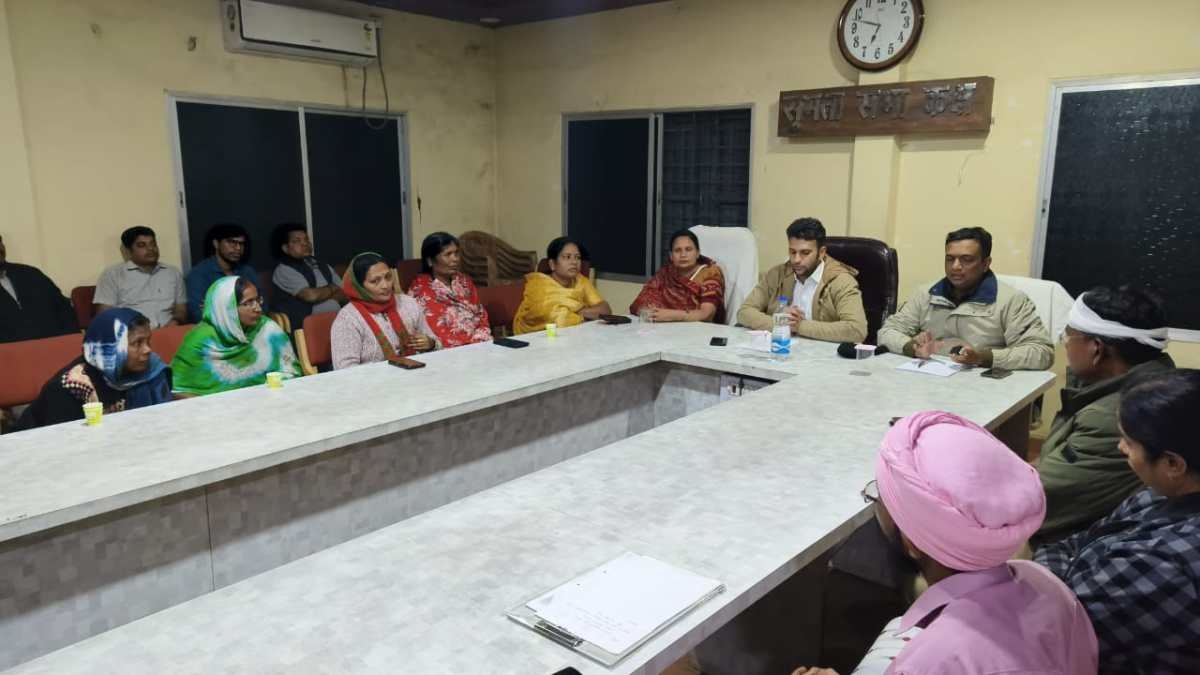 तमनार जनसुनवाई विरोध पर शांति वार्ता सफल