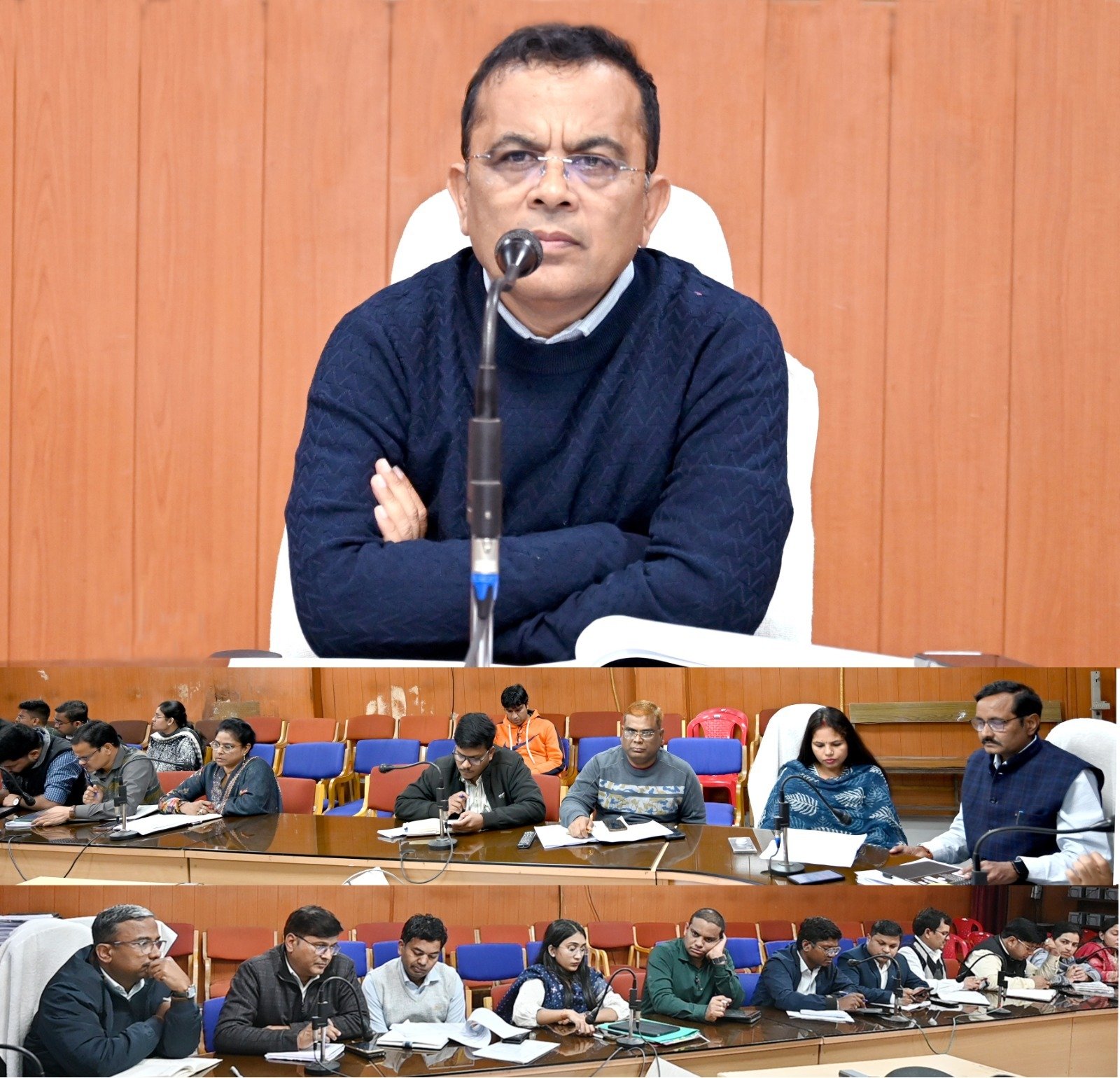 कलेक्टर ने ली राजस्व अधिकारियों की बैठक...