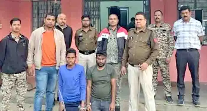 महिला आरक्षक पर जानलेवा हमले का मामला  हिंसक धरना-प्रदर्शन में 5 आरोपी गिरफ्तार, अन्य की तलाश जारी