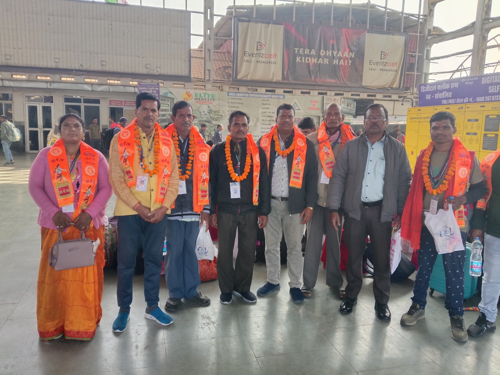 धतूरा और भलपहरी से श्रद्धालुओं का जत्था अयोध्या धाम रवाना