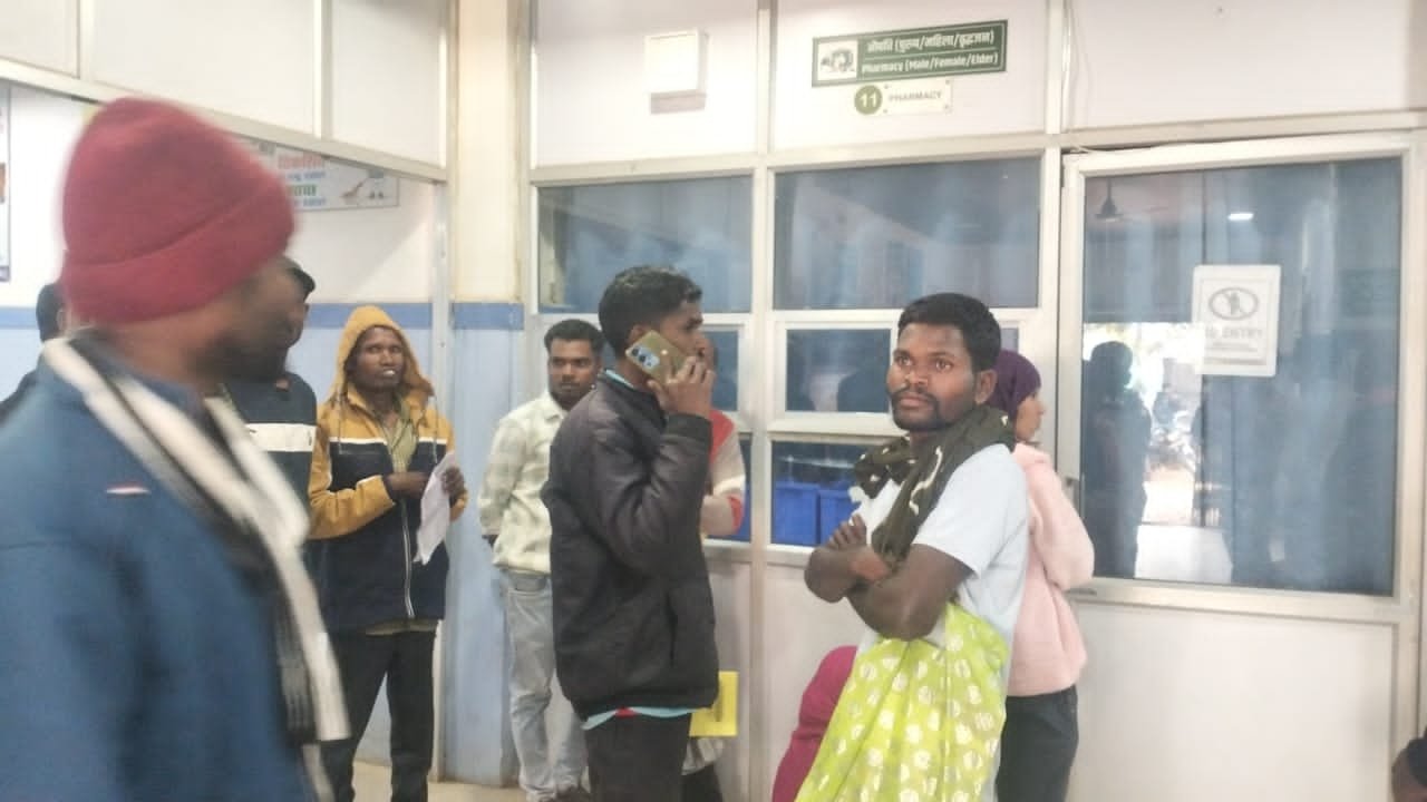 निःशुल्क स्वास्थ्य सुविधा पर भारी लापरवाही, जिला अस्पताल कोण्डागांव में बंद फार्मेसी ने बढ़ाया जनता का रोष