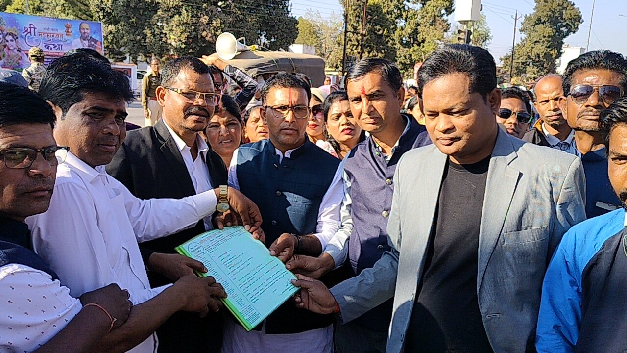 कोंडागांव में एकदिवसीय आंदोलन: चार सूत्रीय मांगों को लेकर शिक्षकों ने भरी हुंकार