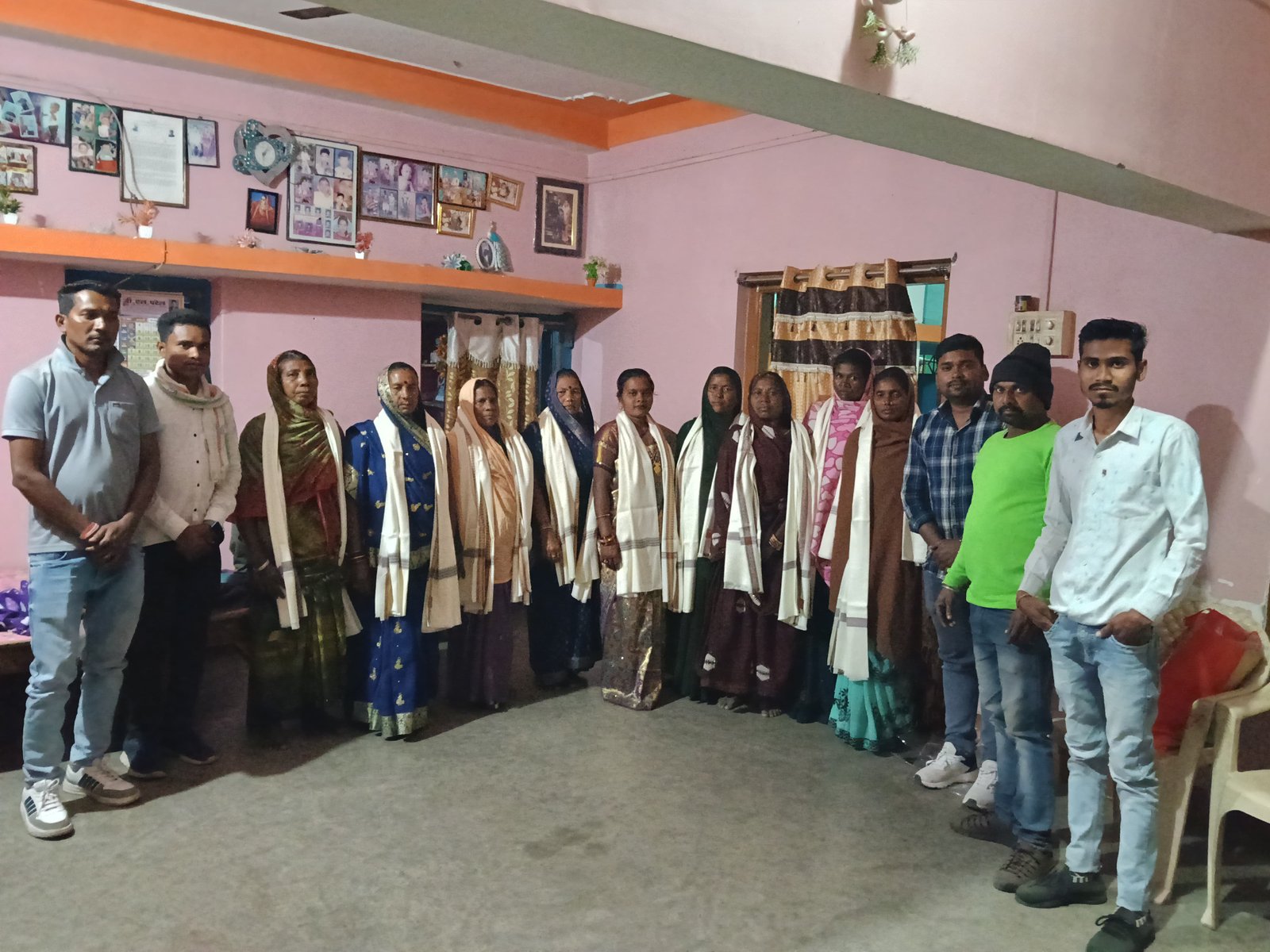 युवा कंवराई धोबी समाज के तत्वाधान में महिला सम्मान समारोह का आयोजन।