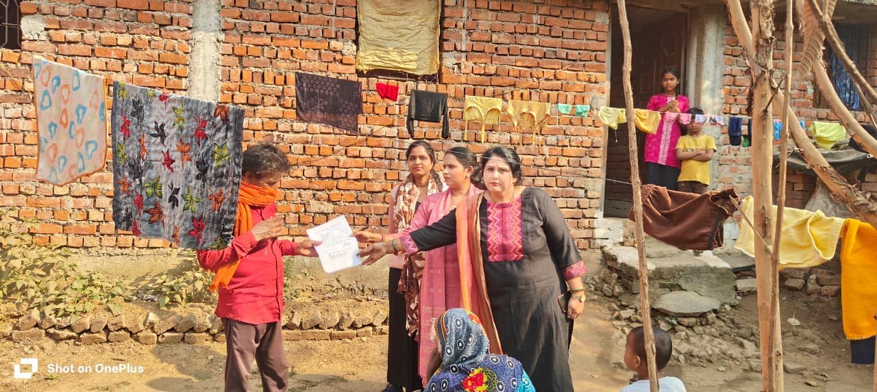 ग्राम पंचायत अर्जुनी में प्रधानमंत्री आवास योजना तहत निर्माणाधीन आवासों का किया निरीक्षण जल्द पूर्ण करने दिए निर्देश