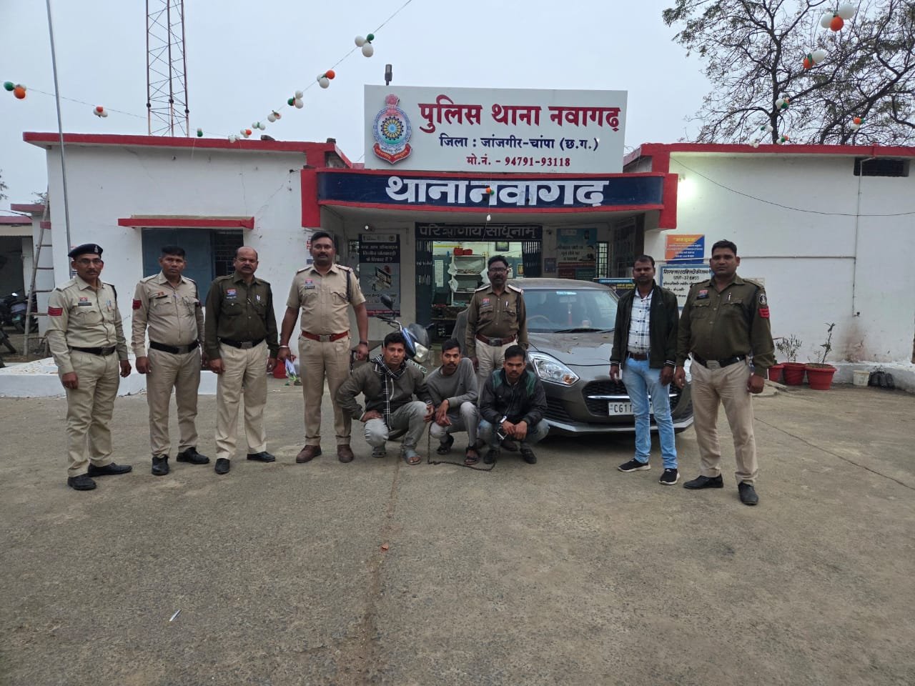 युवती की अंधे कत्ल मामले में पुलिस ने त्वरित कार्रवाई करते हुए तीन आरोपियों को किया गिरफ्तार ...